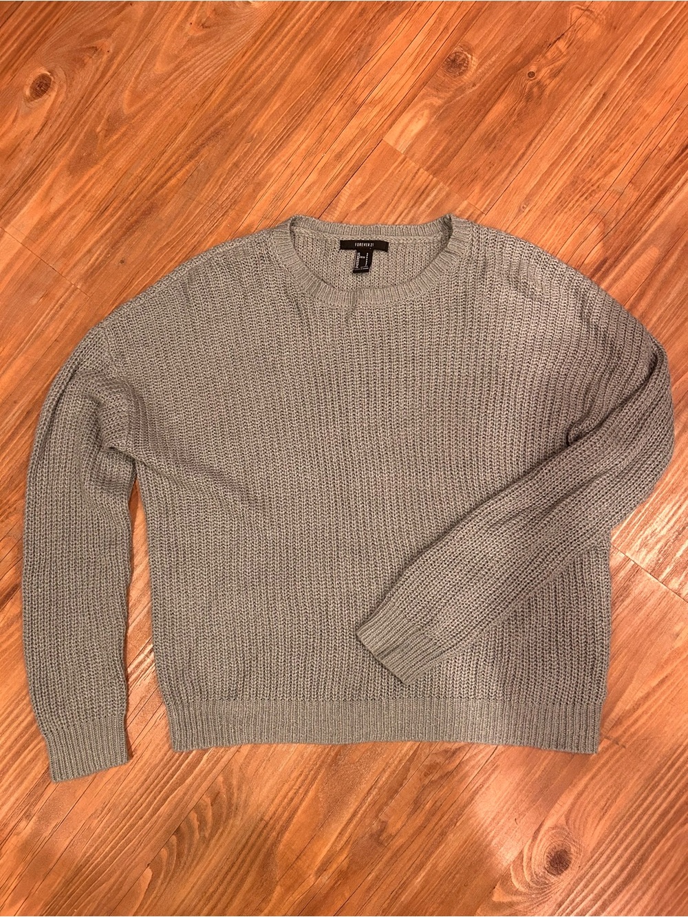 Women’s Gray Crewneck Knit Sweater